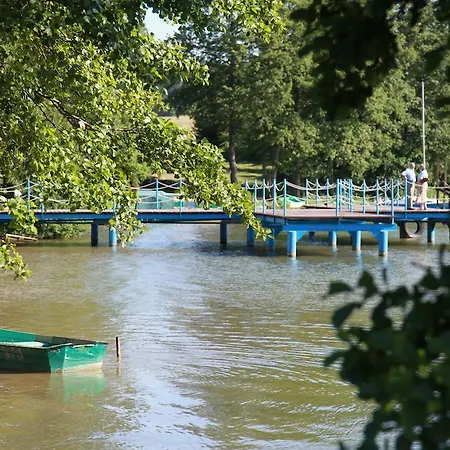 ホリデーパーク Centrum Wypoczynkowo-szkoleniowe